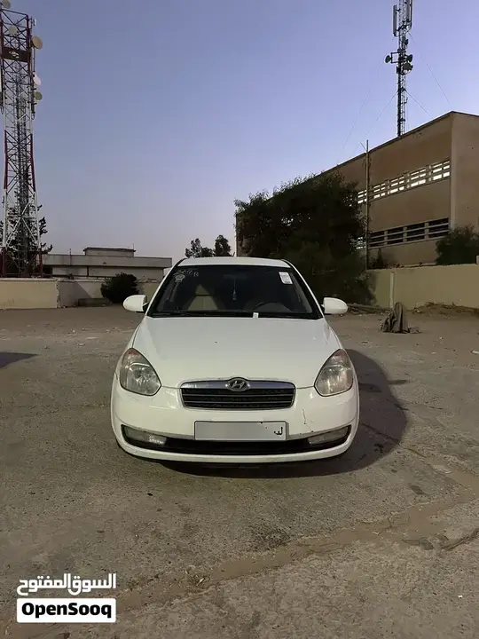 Hyundai Accent 2009 photo 2