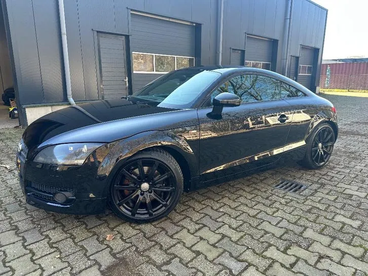 Audi Tt 2009 photo 2