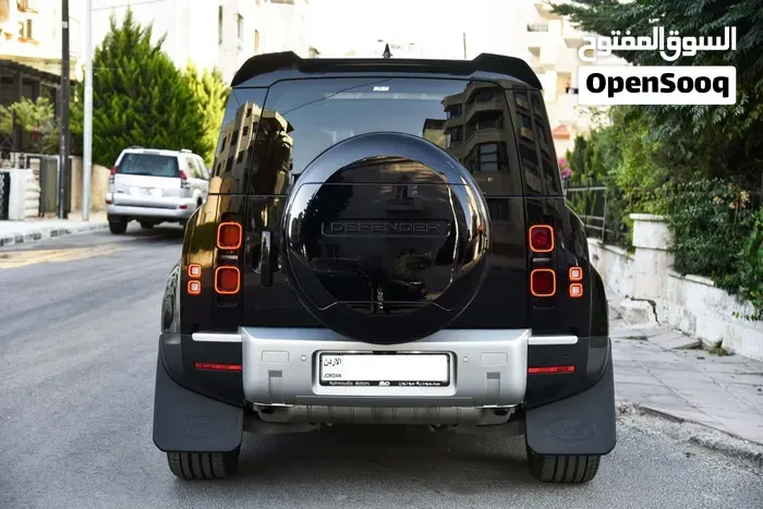 Land Rover Defender 2024 photo 4