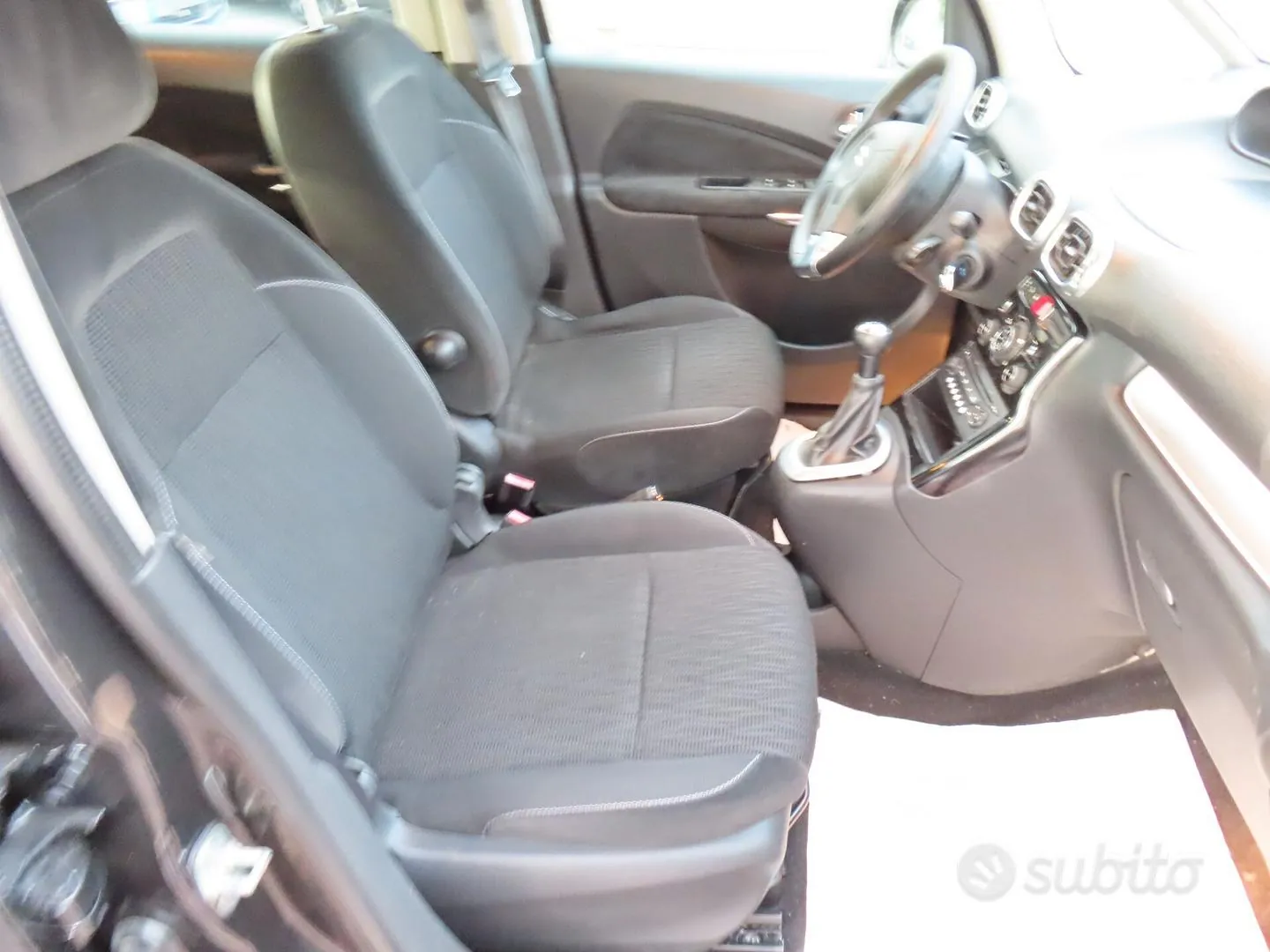 Citroen C3 Picasso 2010 photo 5