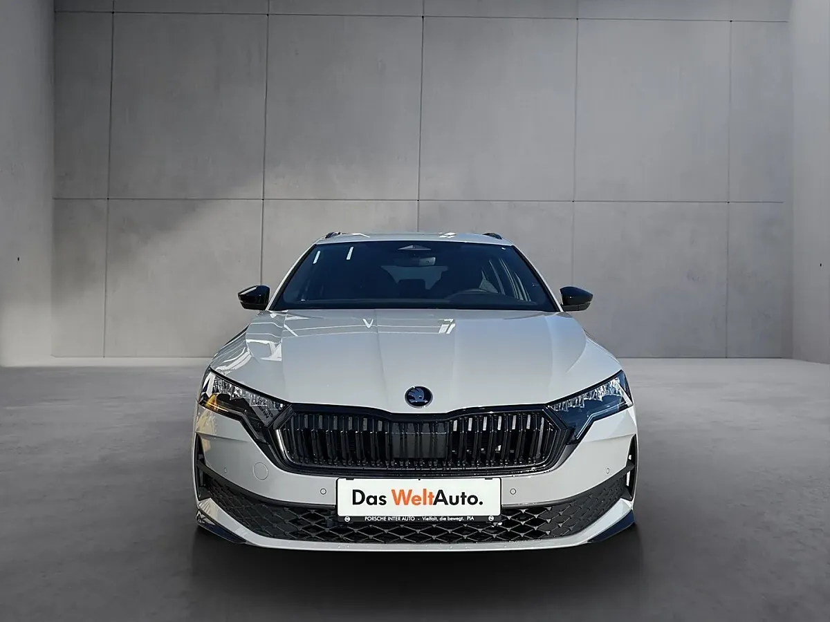 Skoda Octavia 2026 photo 2