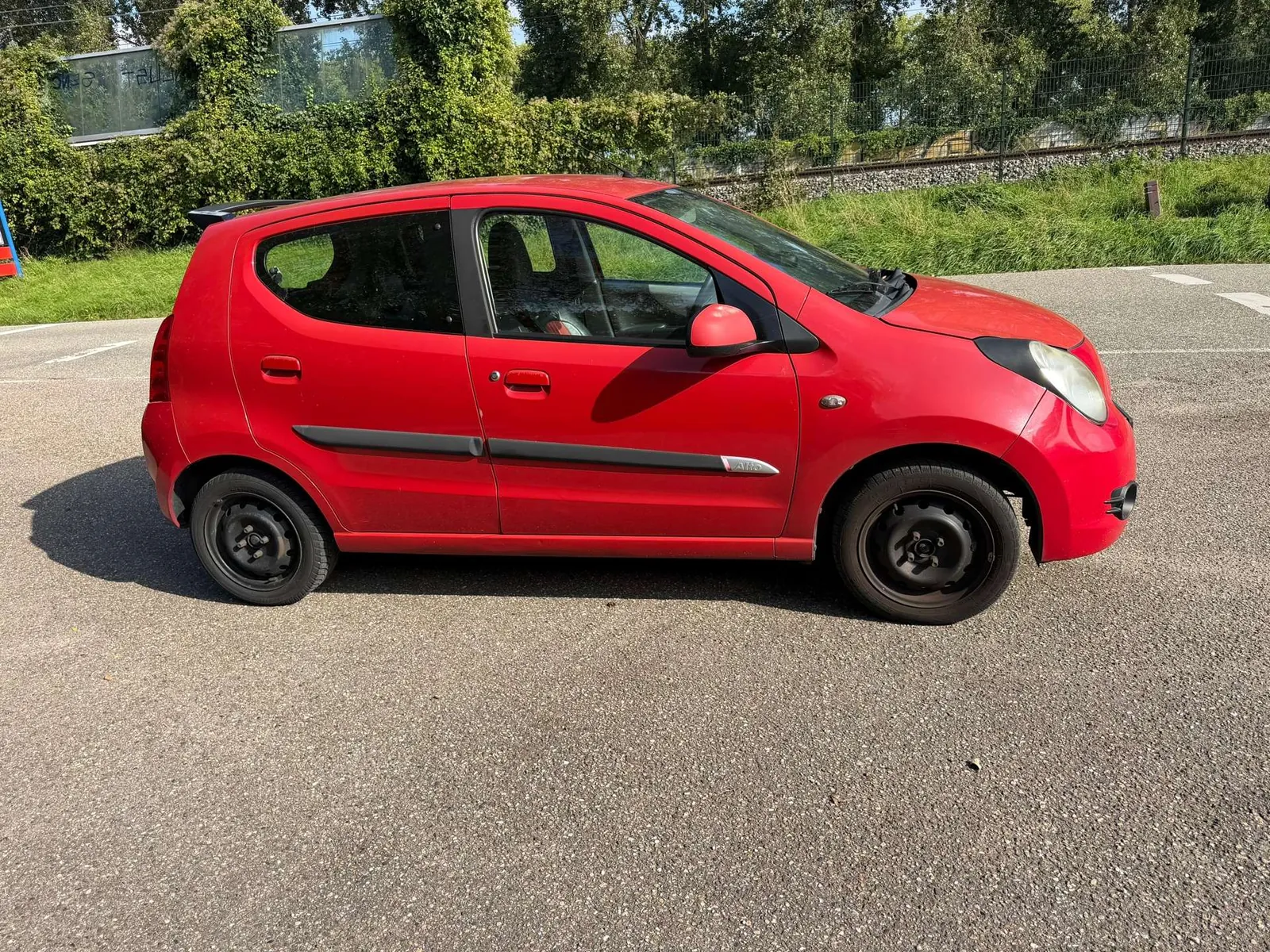 Suzuki Alto 2010 photo 3