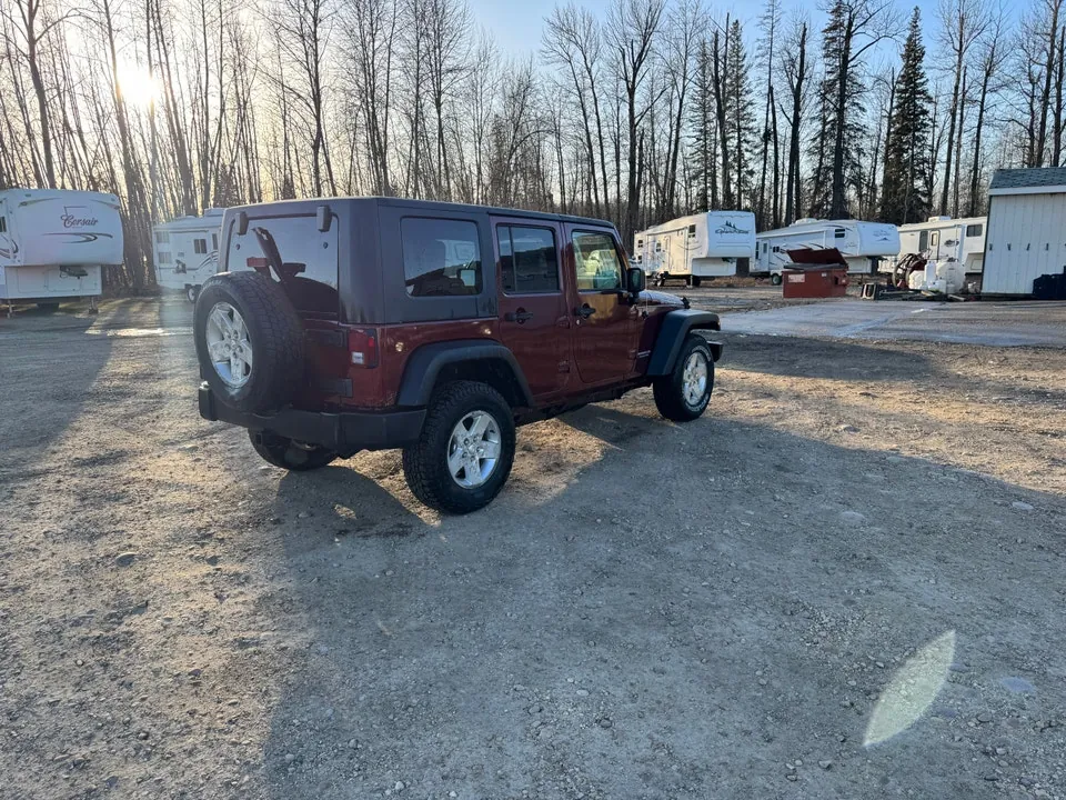 Jeep Wrangler Unlimited 2008 photo 2