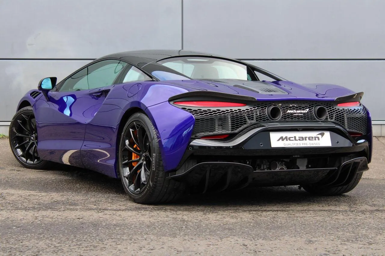 Mclaren Artura 2024 photo 2