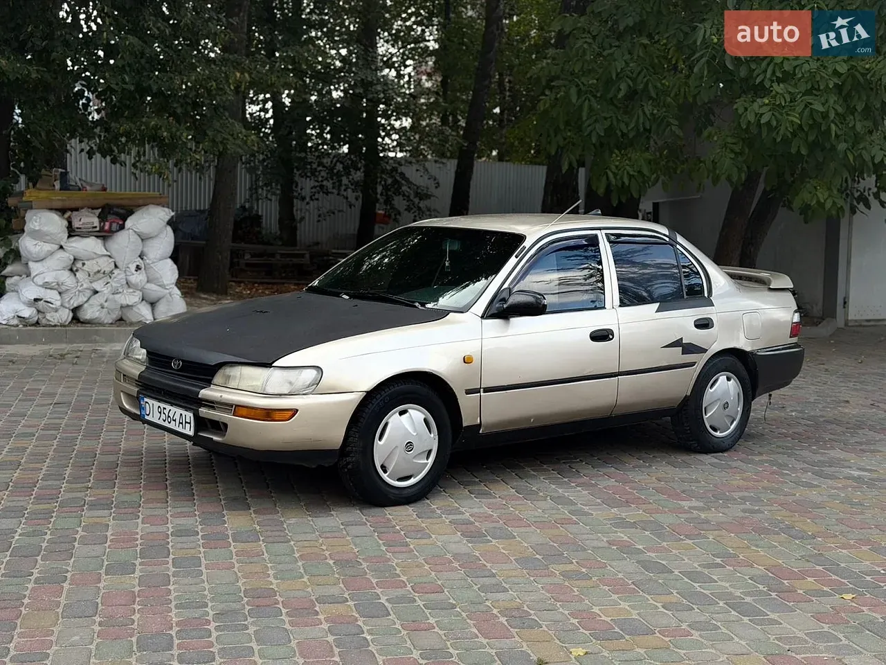 Toyota Corolla 1995 photo 2