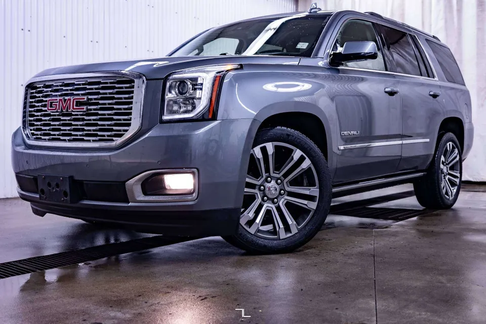 GMC Yukon 2020 photo 2