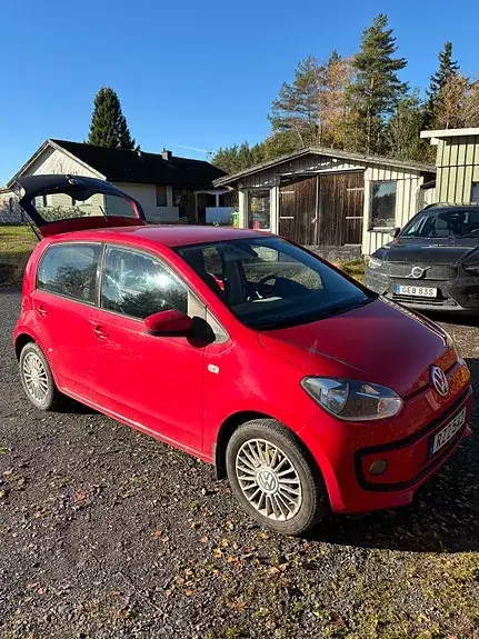 Volkswagen Up 2015 photo 3