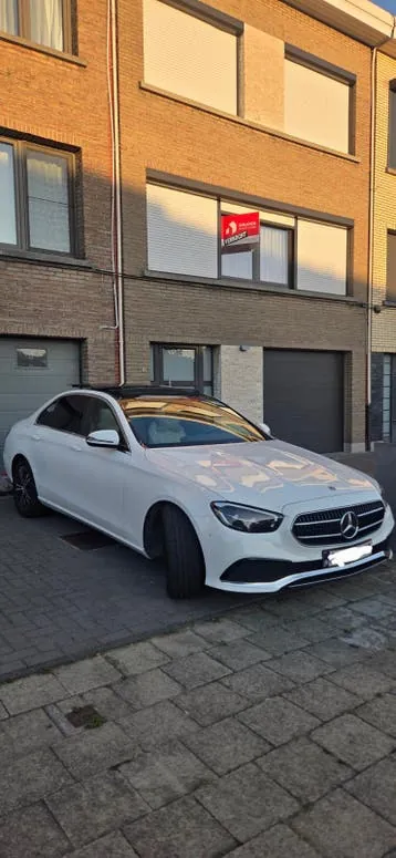 Mercedes-Benz E200D