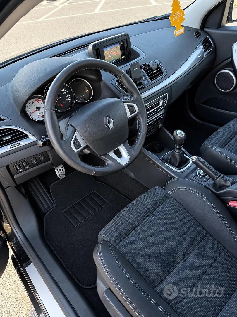 Renault Megane 2012 photo 5
