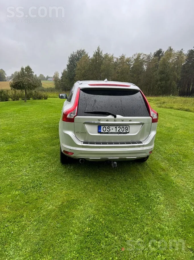 Volvo Xc60 2016 photo 4