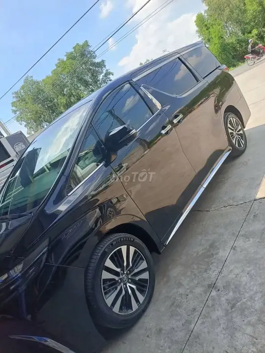 Toyota Alphard 2019 photo 3