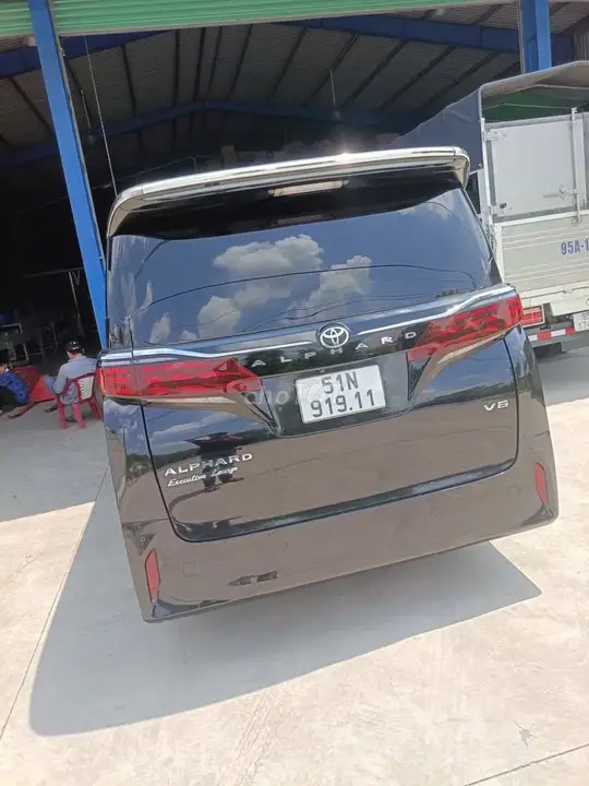 Toyota Alphard 2019 photo 2