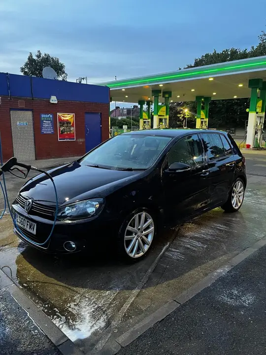 Volkswagen Golf 2010 photo 5