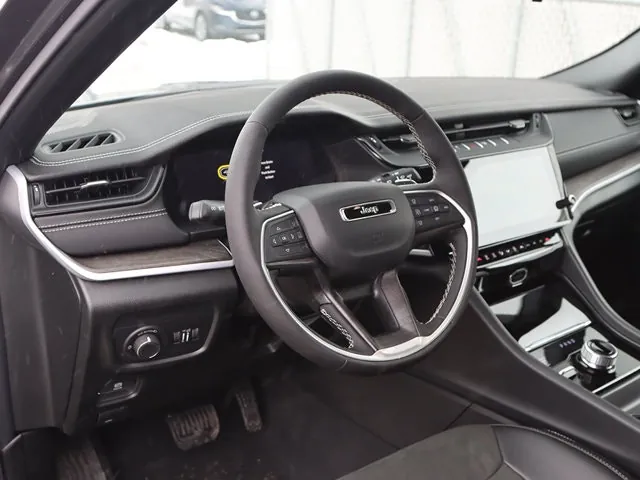 Jeep Grand Cherokee 2026 photo 5