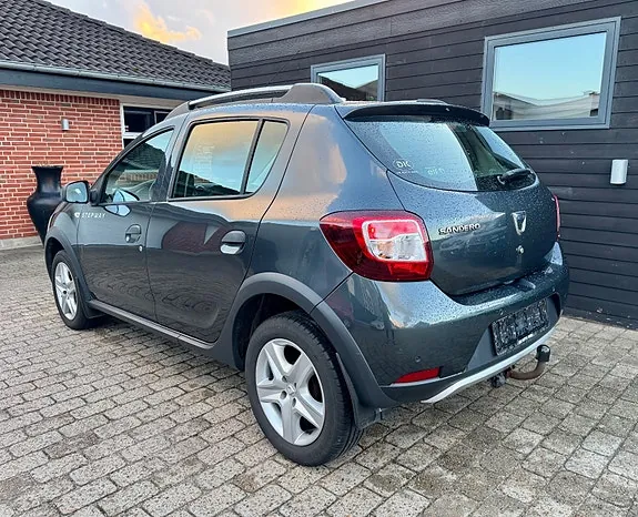Dacia Sandero Stepway 2016 photo 2