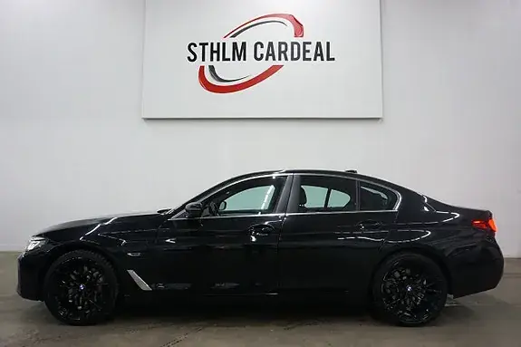 BMW 530E 2023 photo 3