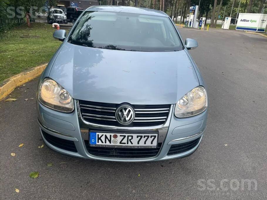 Volkswagen Jetta 2010 photo 2