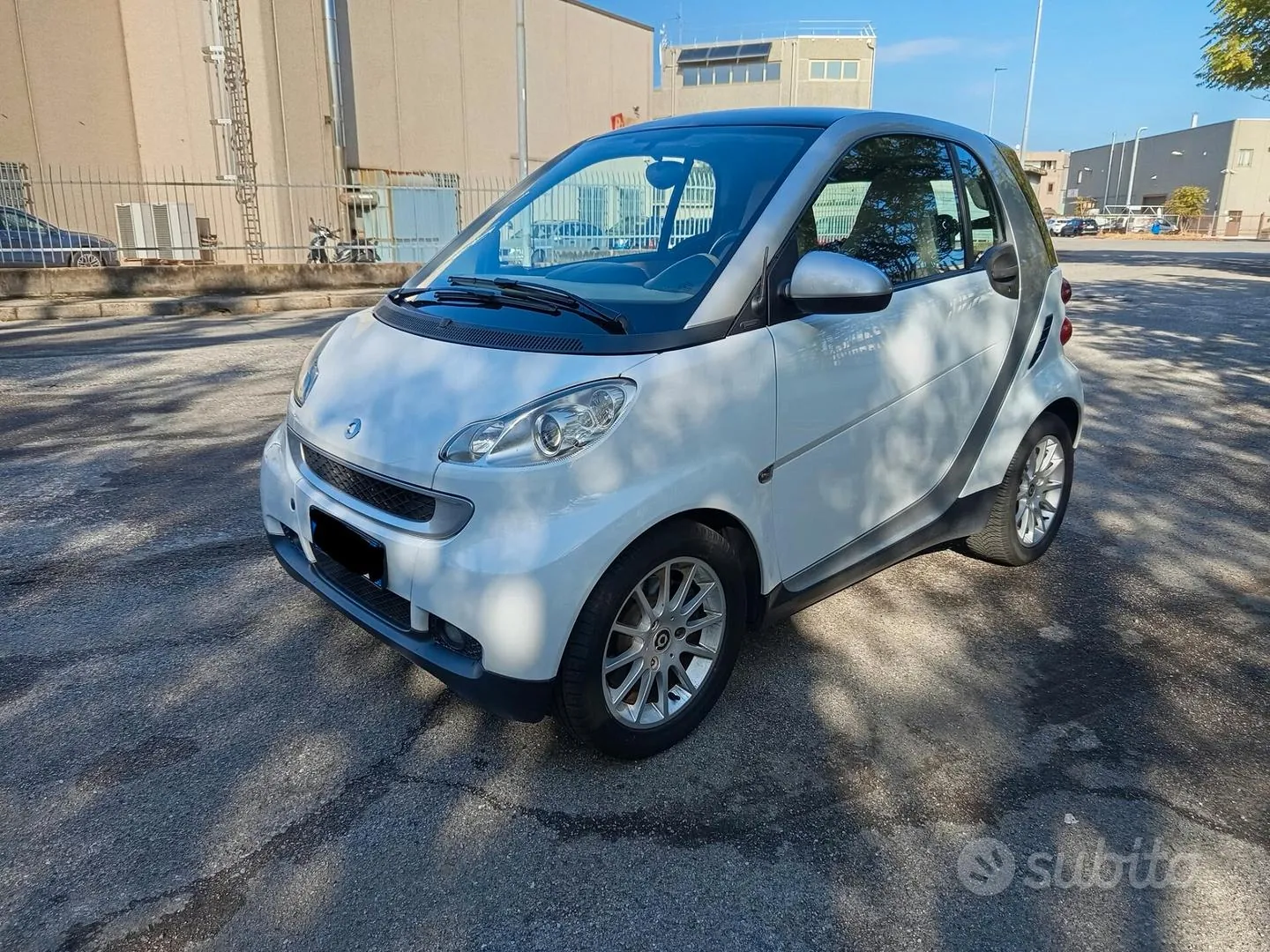 Smart Fortwo 2010 photo 4