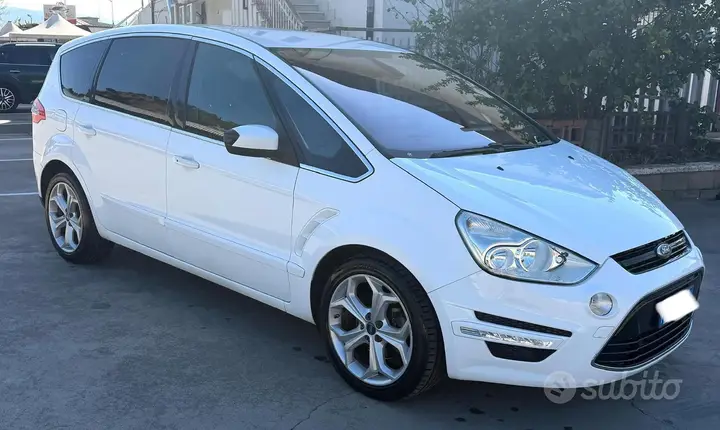 Ford S-Max 2014 photo 2
