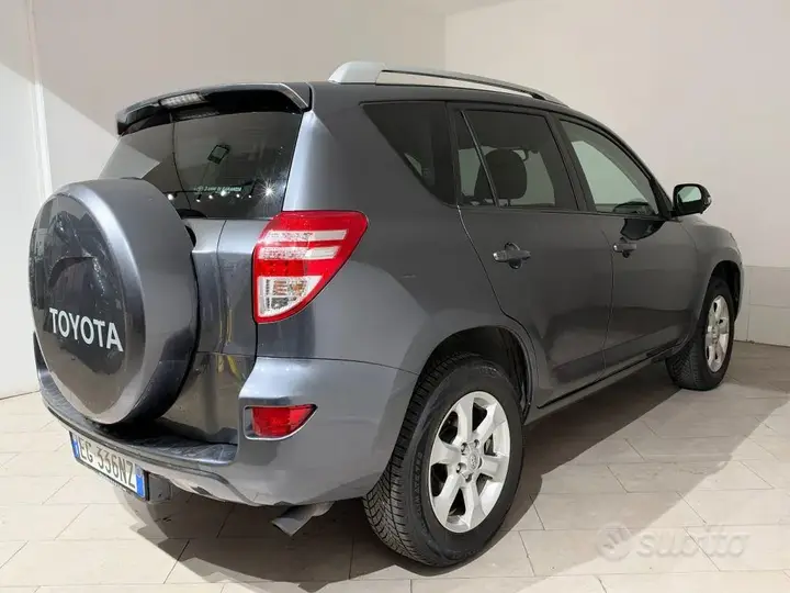 Toyota Rav4 2011 photo 4