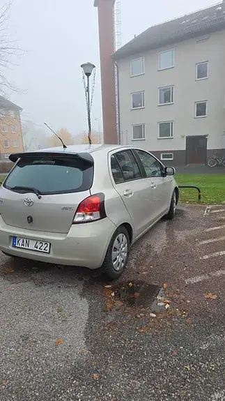 Toyota Yaris 2009 photo 4
