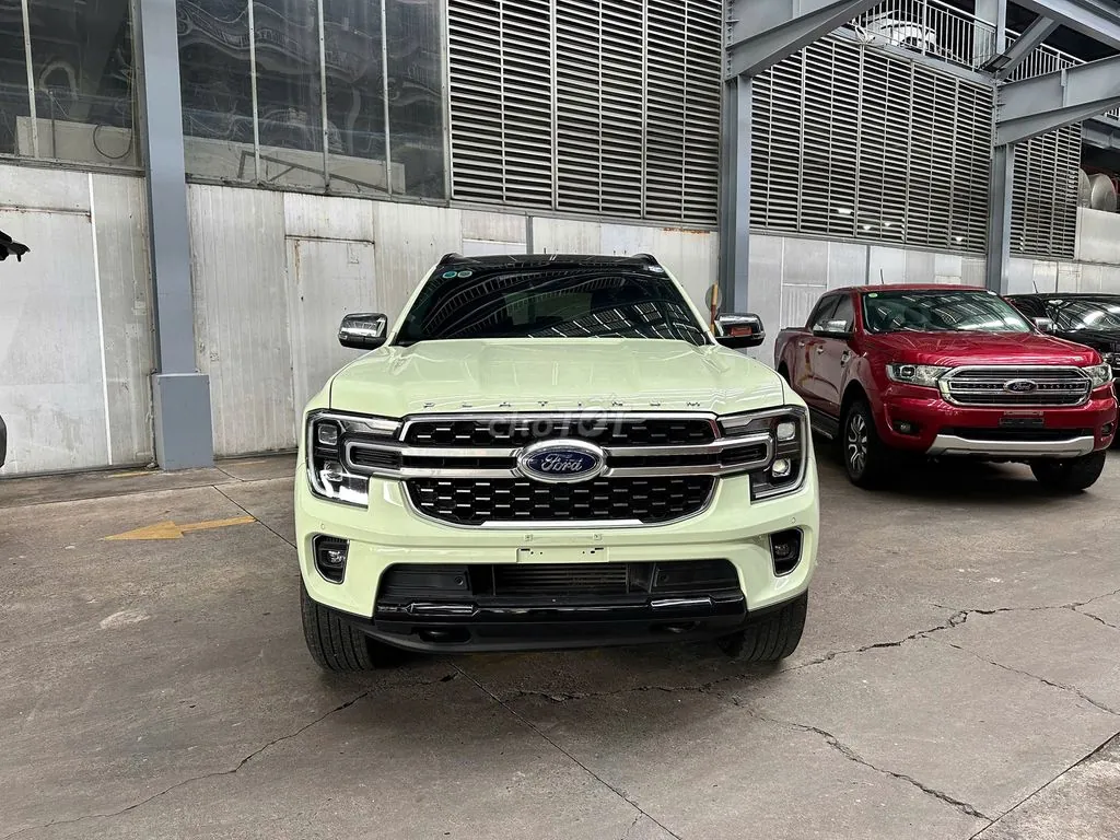 Ford Everest 2022 photo 2