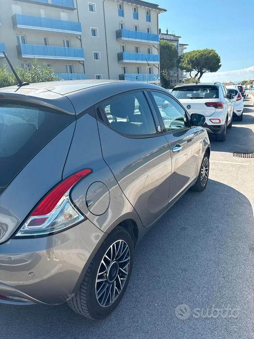 Lancia Ypsilon 2020 photo 3