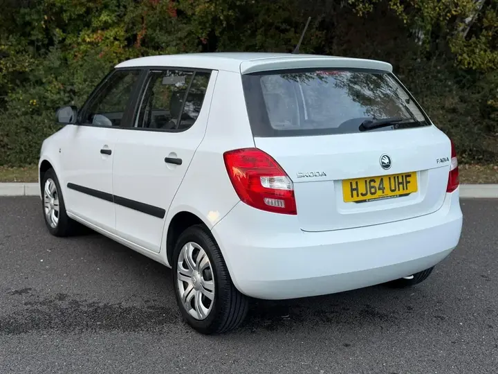 Skoda Fabia 2014 photo 4