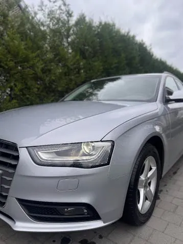 Audi A4 2014 photo 2