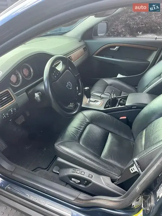 Volvo Xc70 2010 photo 5
