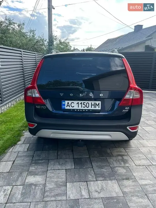 Volvo Xc70 2010 photo 2