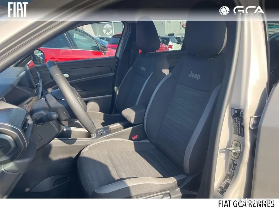 Jeep Avenger 2024 photo 4