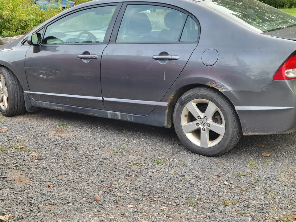 Honda Civic 2011 photo 2