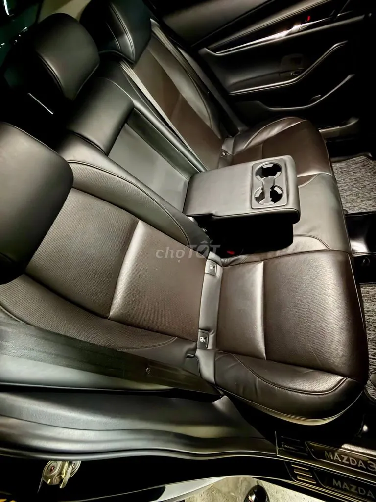 Mazda 3 2023 photo 3