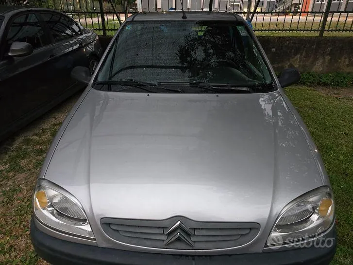 Citroen Saxo 2001 photo 2