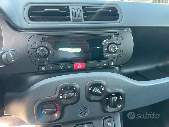 Fiat Panda 2019 photo 2