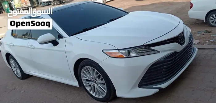 Toyota Camry 2020 photo 2