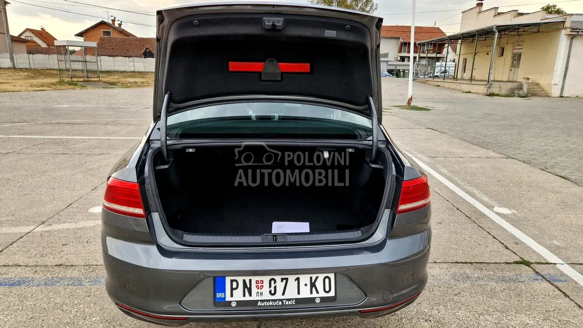 Volkswagen Passat B8 2015 photo 4
