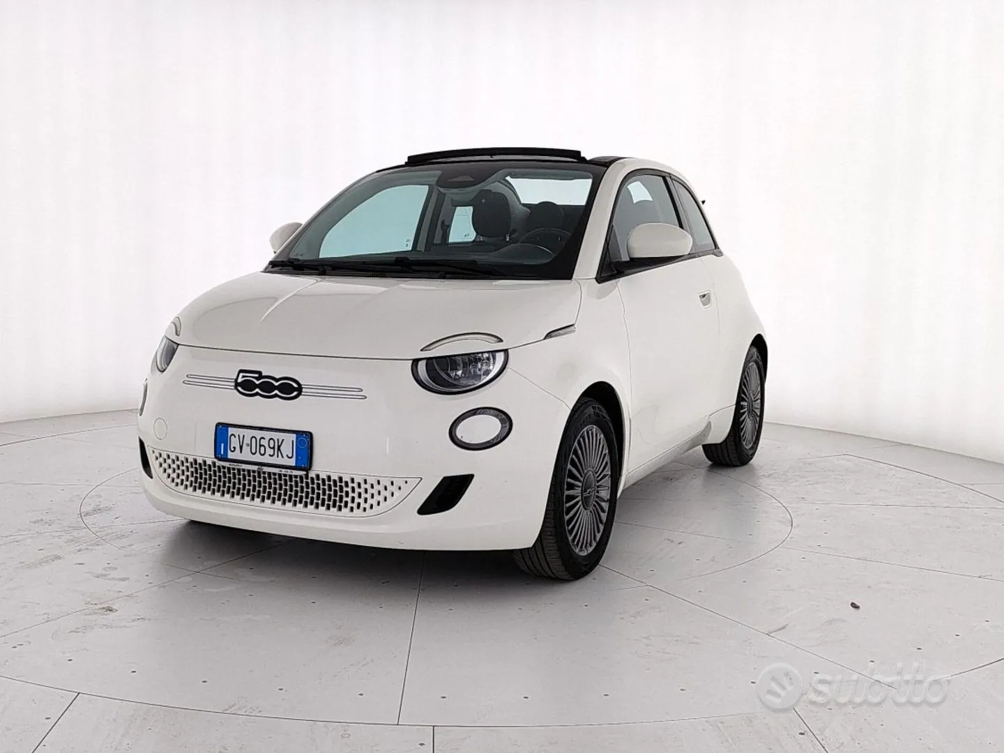 Fiat 500 2024 photo 3
