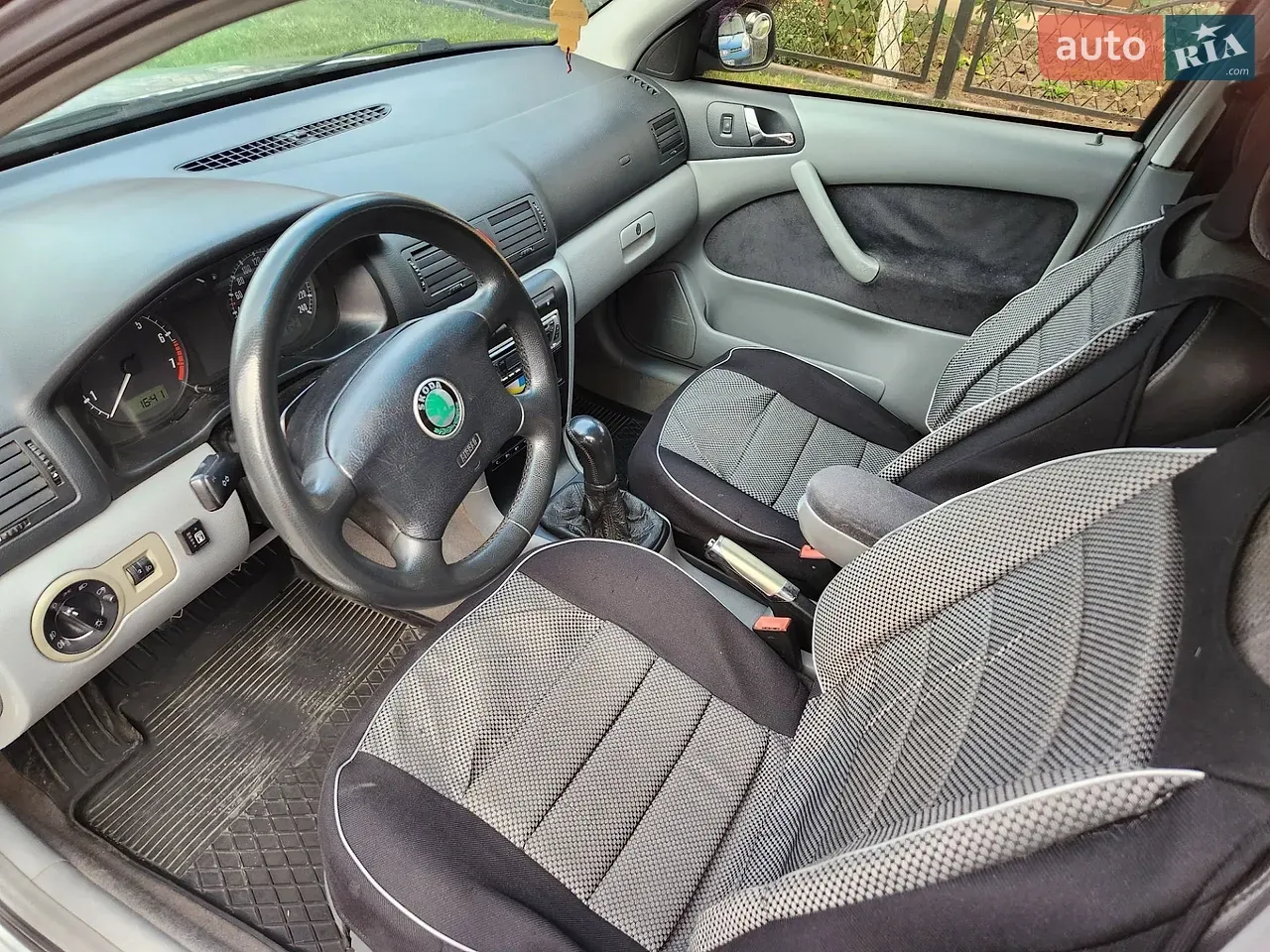 Skoda Octavia 2000 photo 4