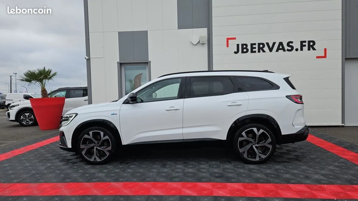 Renault Espace 2024 photo 2