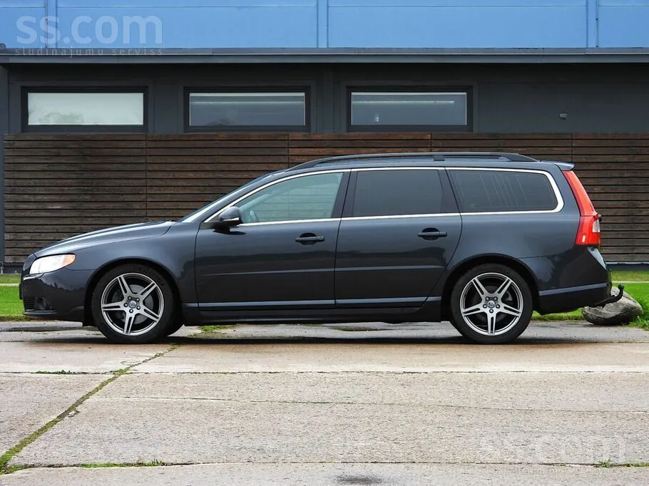 Volvo V70 2013 photo 5