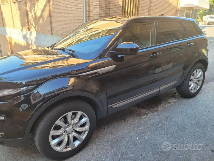 Land Rover Evoque 2017 photo 3