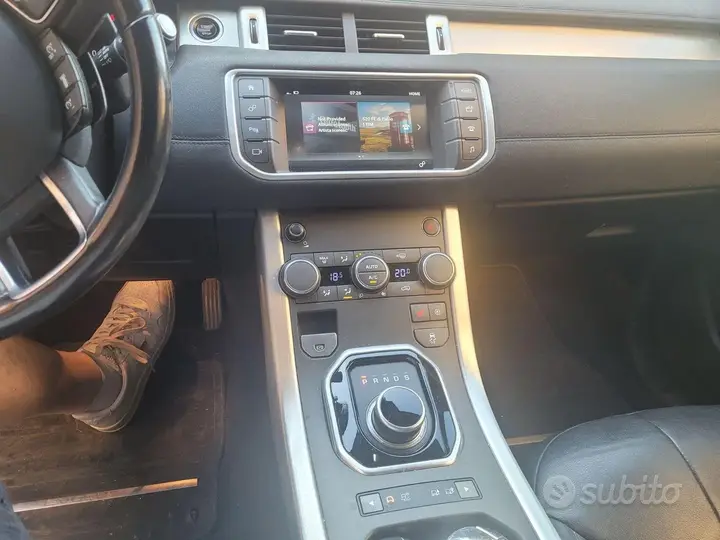 Land Rover Evoque 2017 photo 4
