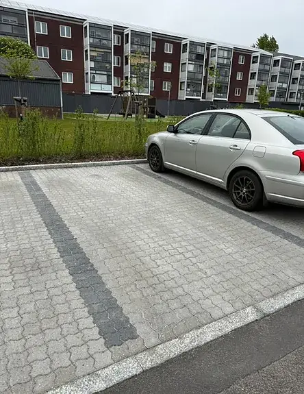 Toyota Avensis 2004 photo 3
