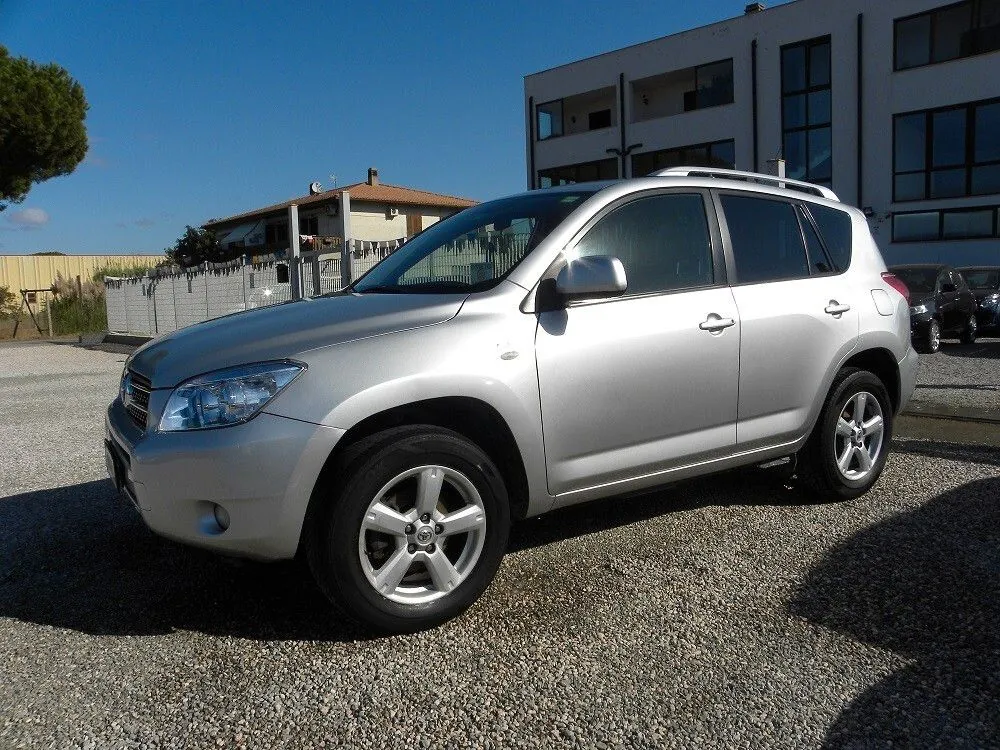 Toyota Rav4 2007 photo 3
