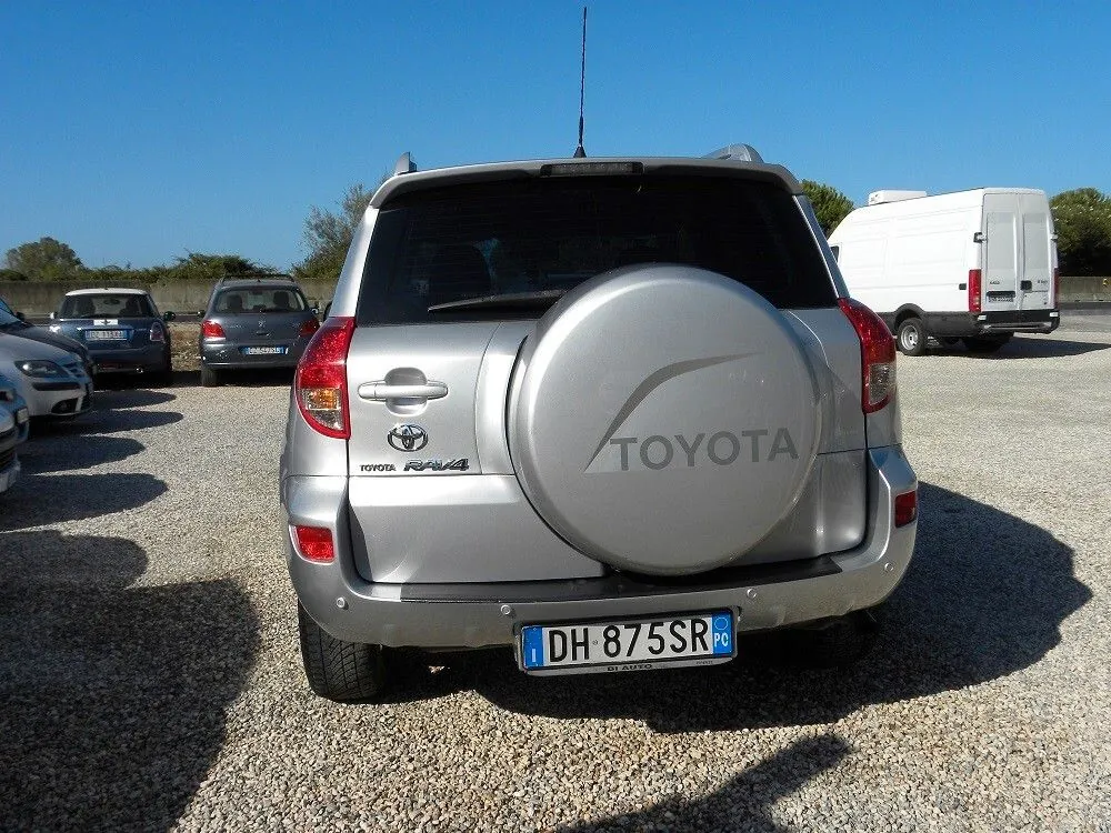 Toyota Rav4 2007 photo 4