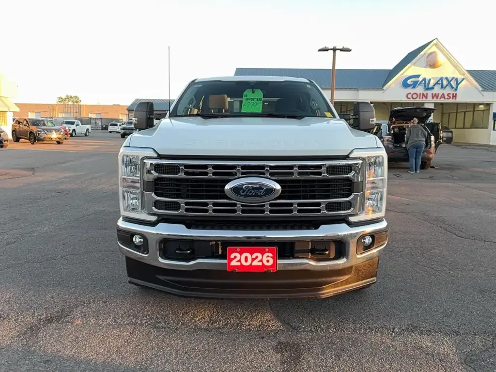 Ford F-250 Super Duty 2026 photo 2