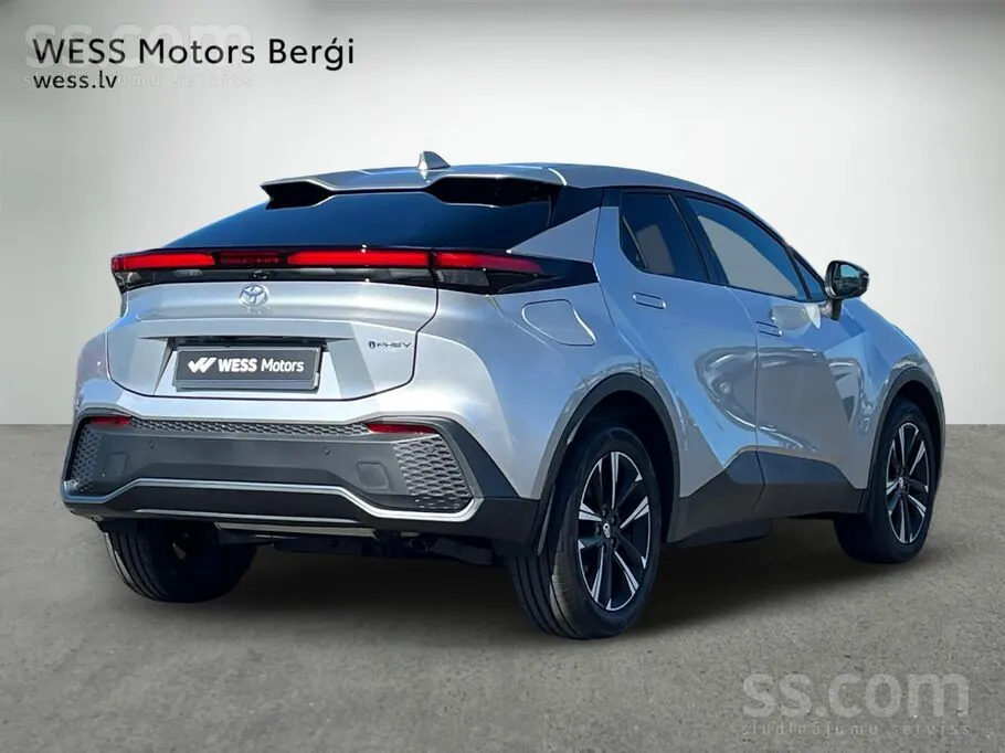 Toyota C-Hr 2026 photo 2