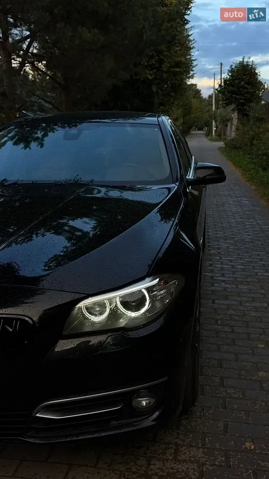 BMW 5 Series 2014 photo 2